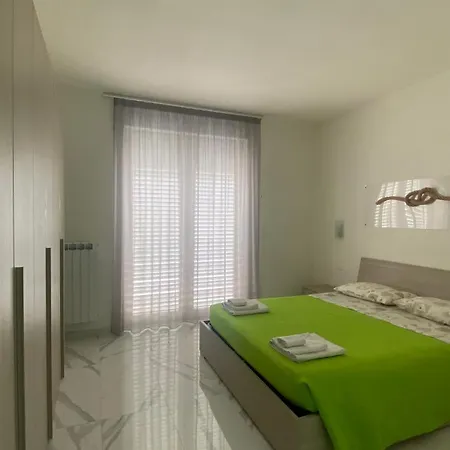 La Laguna Порто-Чезарео